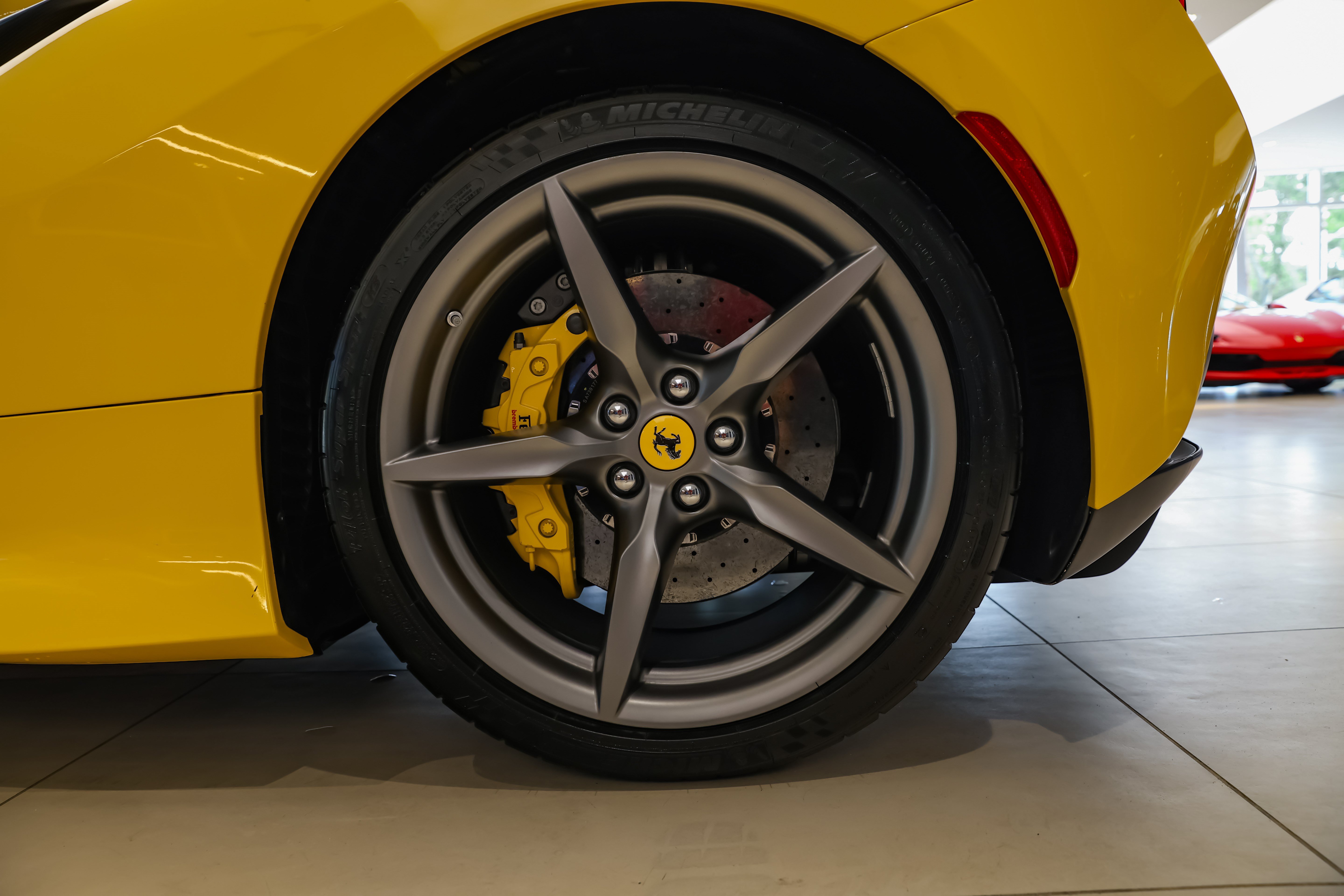 Used 2023 Ferrari F8 Tributo RWD image 37
