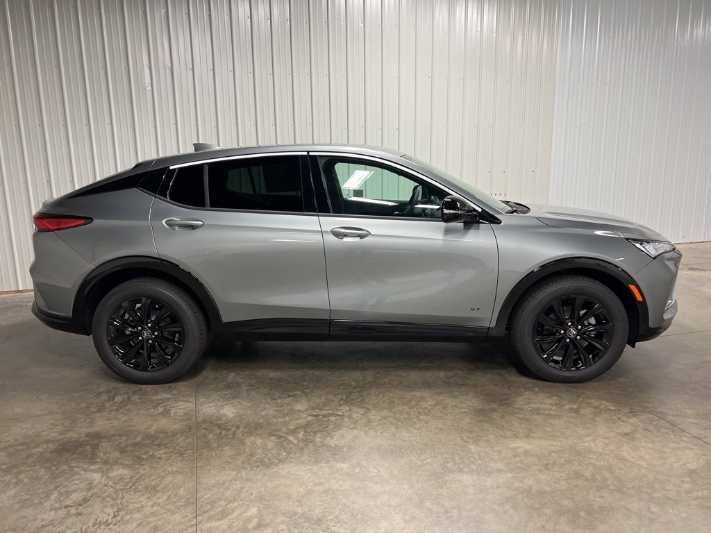 New 2025 Buick Envista Sport Touring w/ Convenience I Package image 2