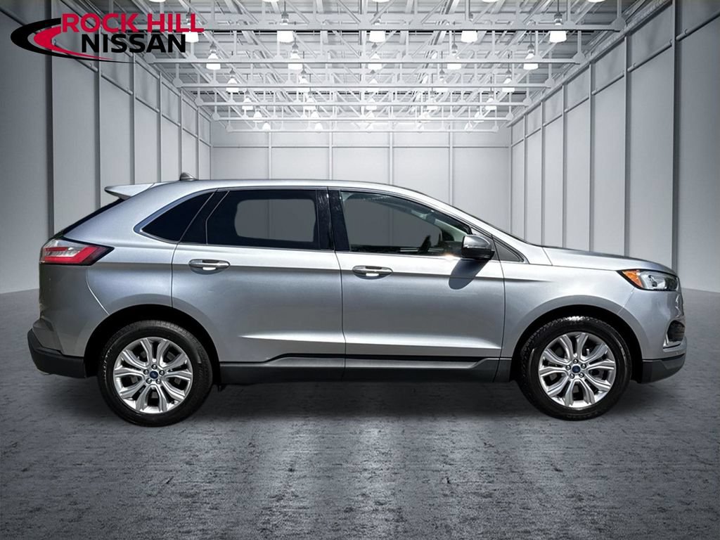 Used 2022 Ford Edge Titanium AWD/4WD image 8