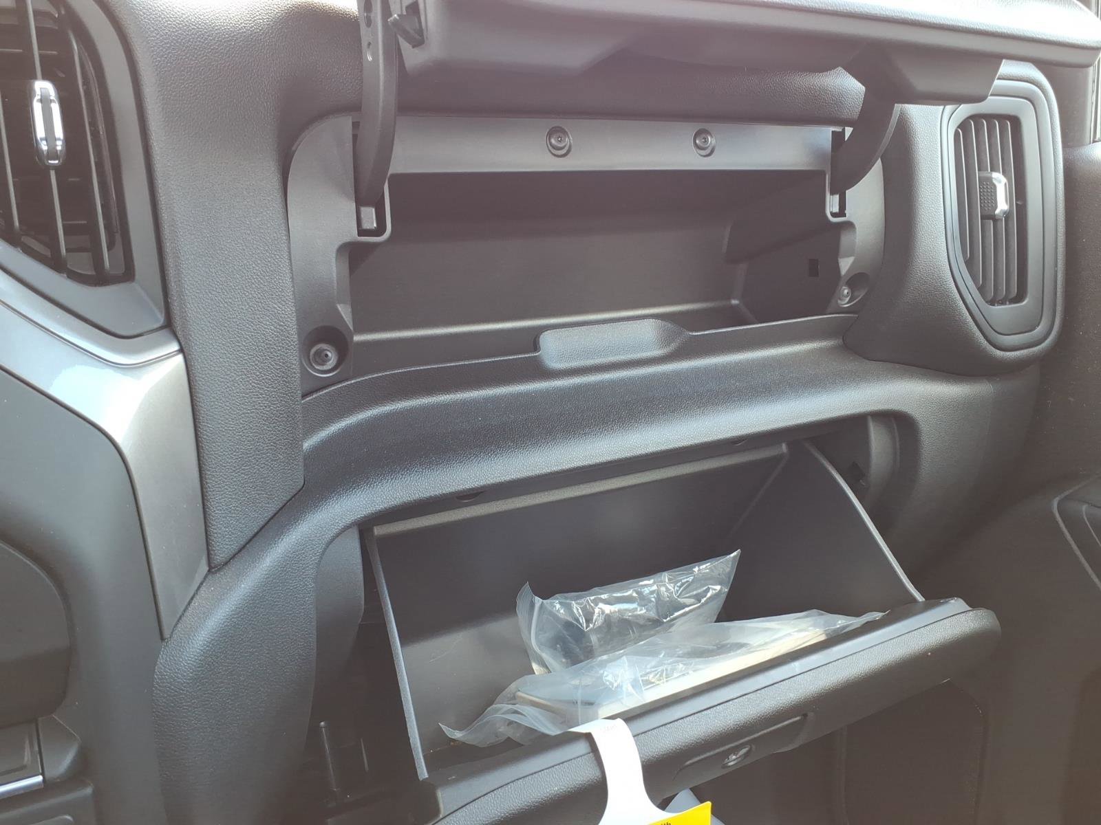 Used 2025 Chevrolet Silverado 1500 W/T image 19