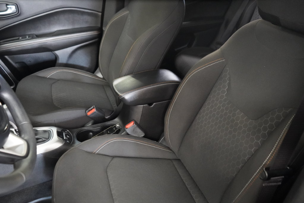 Used 2019 Jeep Compass Sport FWD image 19