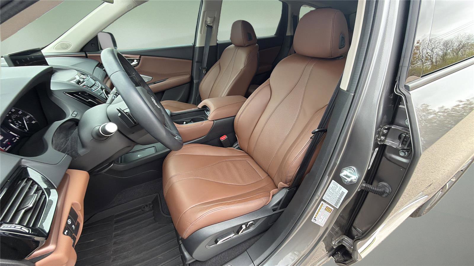 Certified 2024 Acura RDX SH-AWD w/ Technology Package image 12