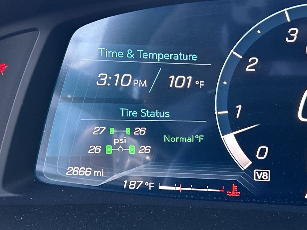 Used 2025 Chevrolet Corvette Stingray Coupe w/ 1LT RWD image 12