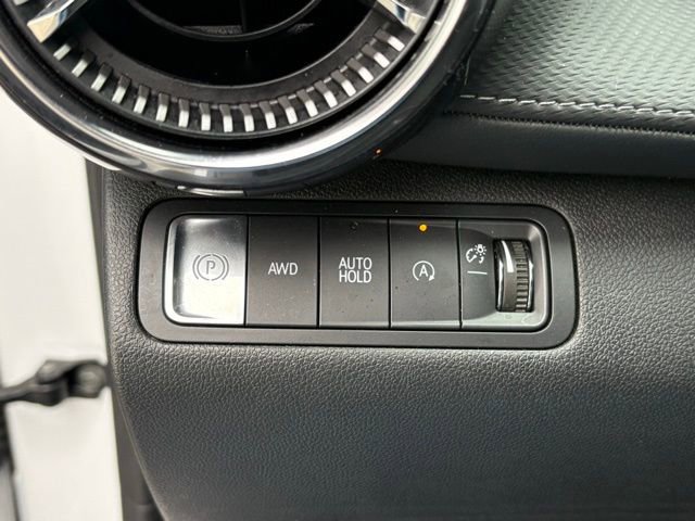 Used 2025 Chevrolet Equinox LT image 25