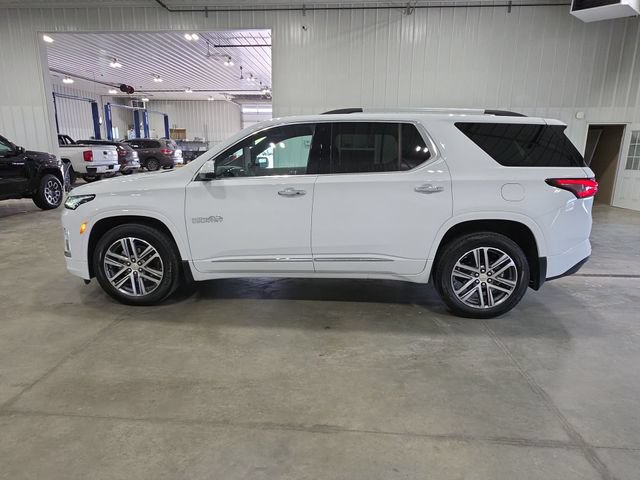 Used 2023 Chevrolet Traverse High Country w/ LPO, Floor Liner Package AWD/4WD image 5