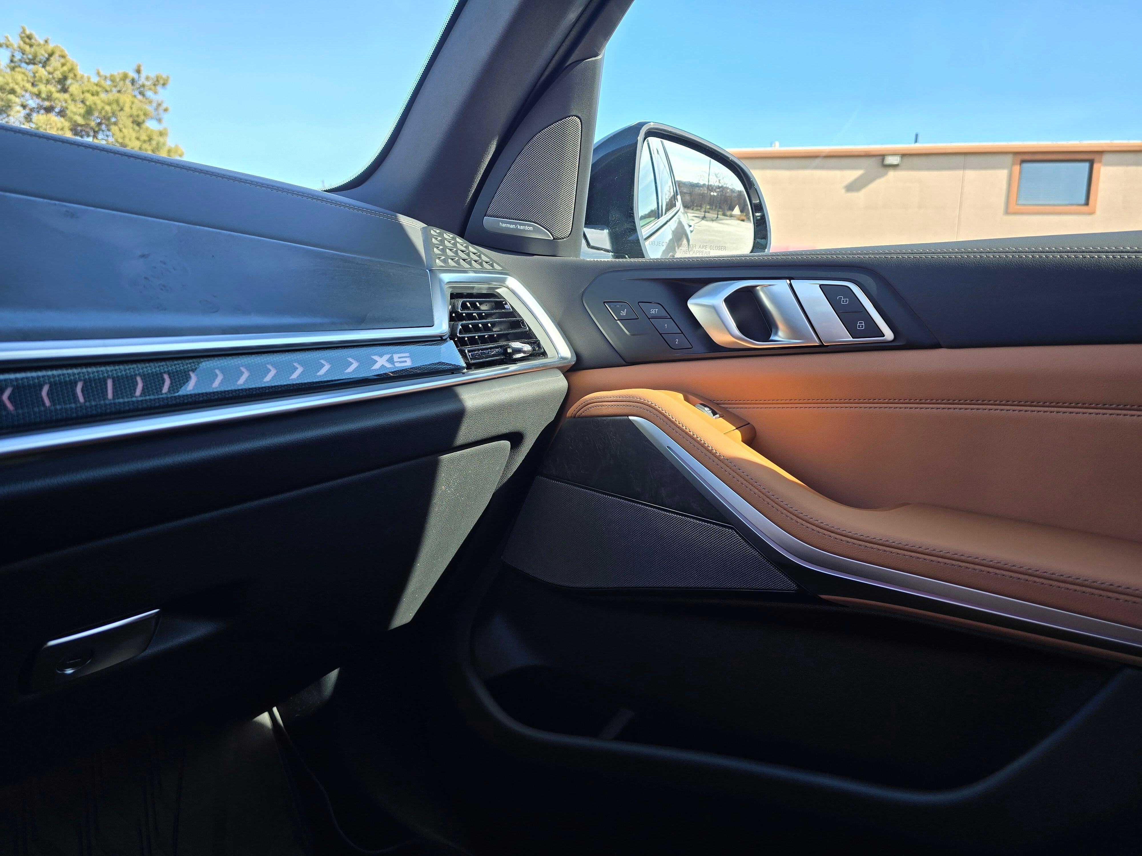 New 2026 BMW X5 xDrive50e w/ Executive Package image 55