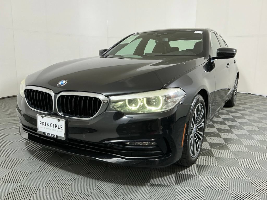 Used 2018 BMW 540i RWD image 2