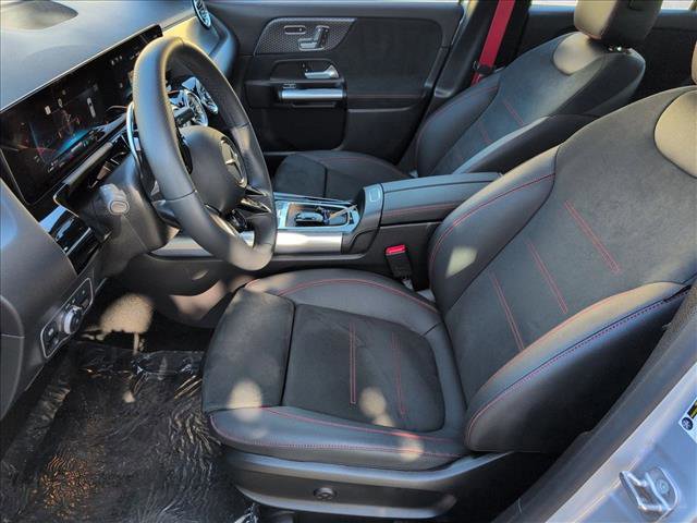 Used 2025 Mercedes-Benz GLA 35 AMG 4MATIC image 18