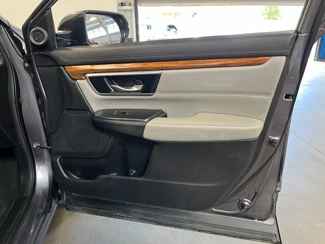 Used 2022 Honda CR-V Touring image 12