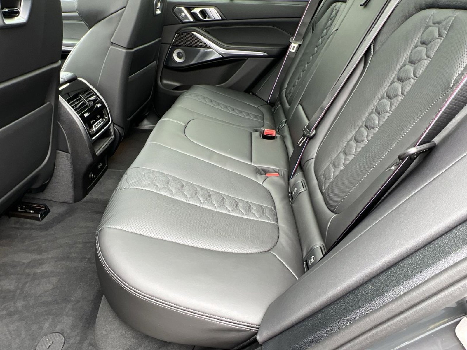 New 2026 BMW X5 M Competition image 22