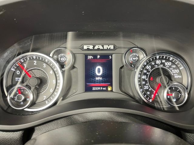 Used 2024 RAM 2500 Big Horn w/ Sport Appearance Package image 18