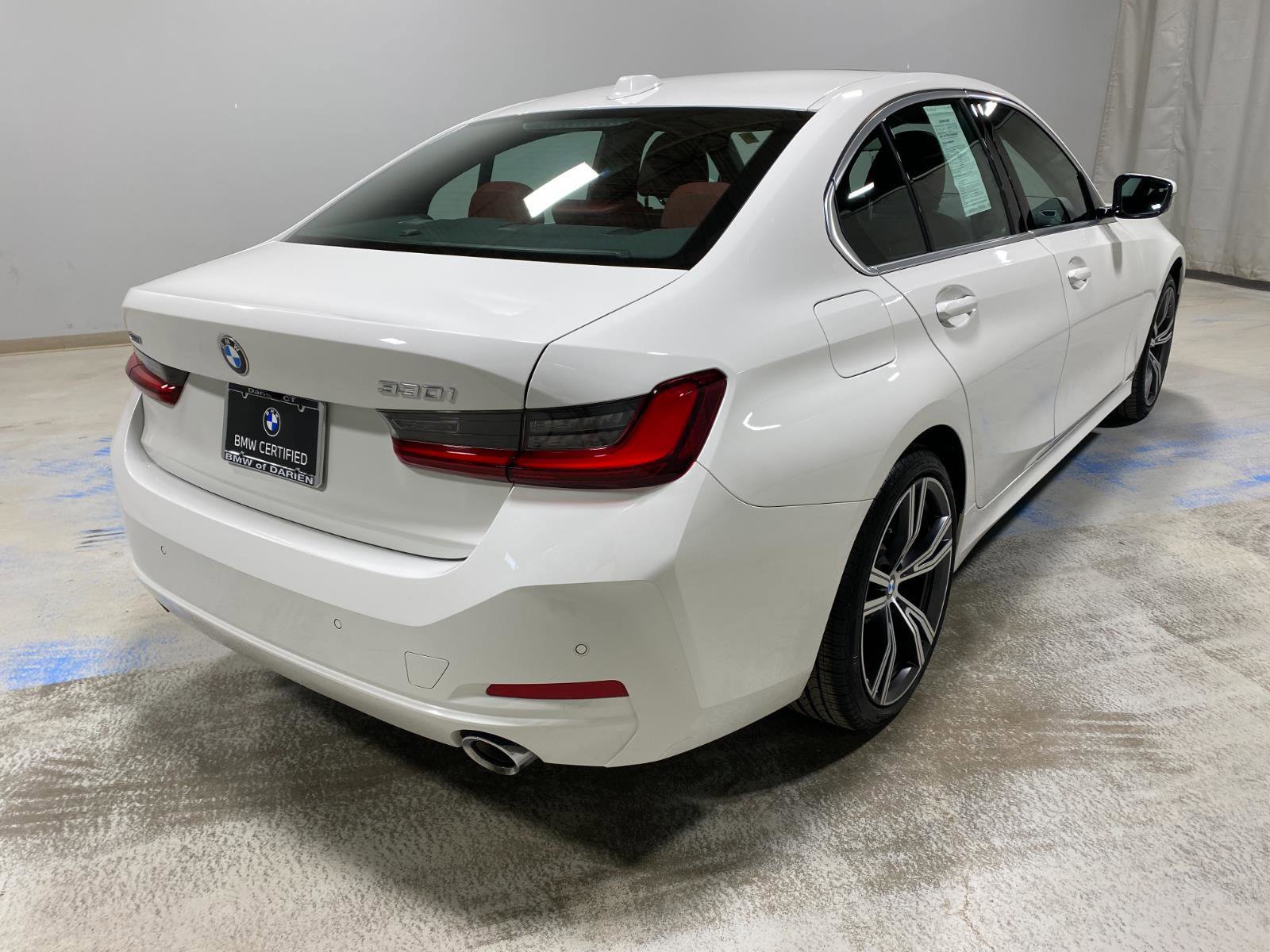 Certified 2024 BMW 330i xDrive 330i xDrive w/ Convenience Package image 8