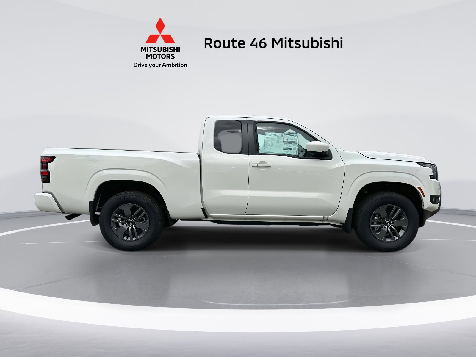 Used 2025 Nissan Frontier SV w/ SV Convenience Package image 6