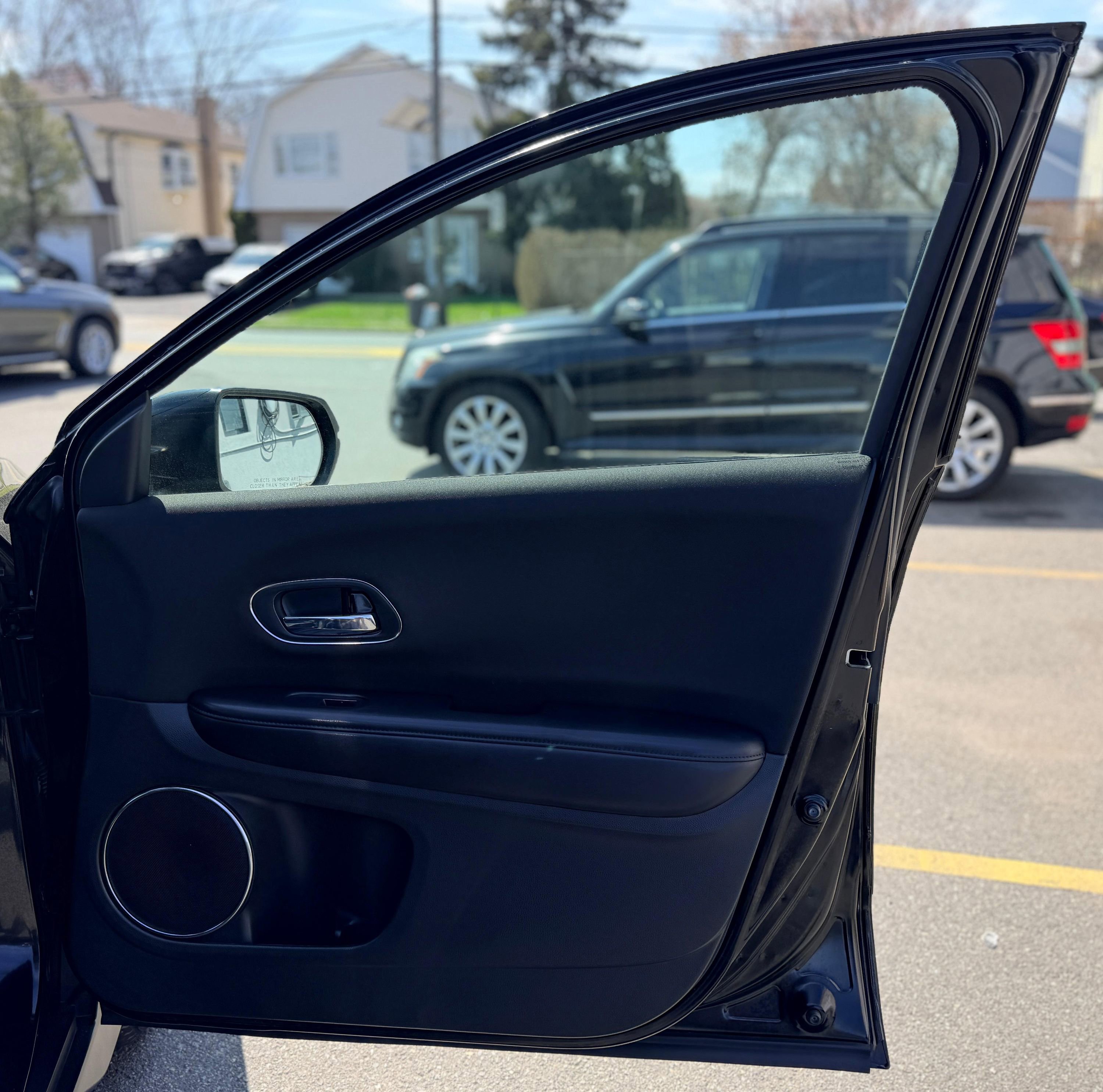 Used 2018 Honda HR-V EX image 29