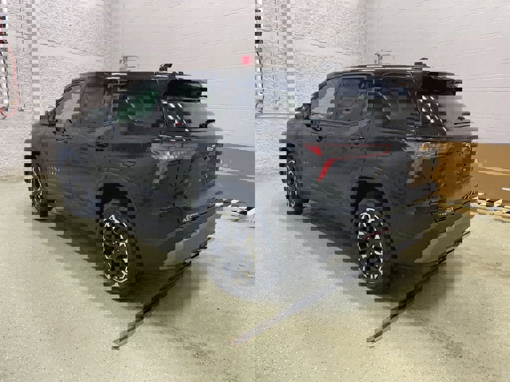 New 2026 Chevrolet Equinox LT w/ Convenience Package II image 5