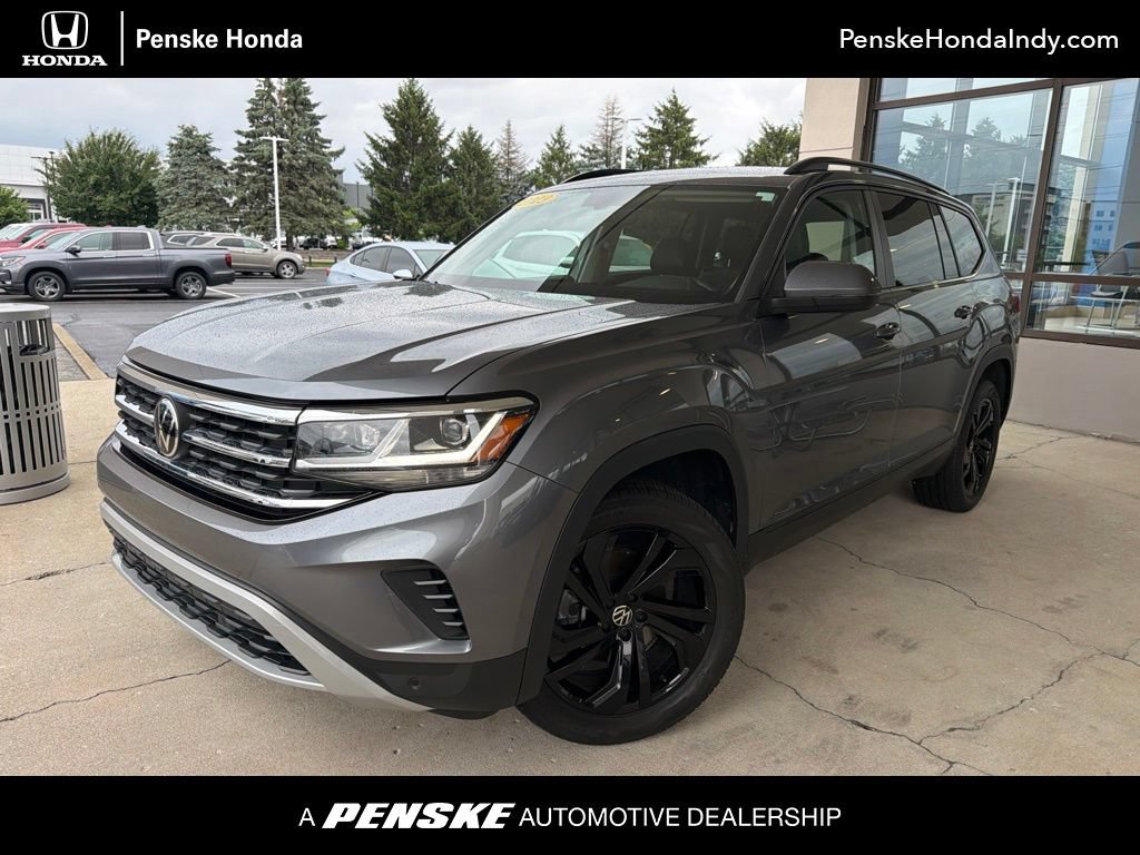 Used 2023 Volkswagen Atlas SE w/ Panoramic Sunroof Package