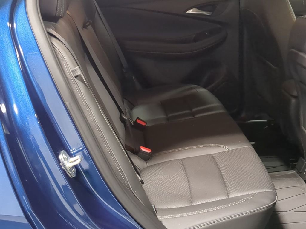 Used 2023 Buick Encore GX Select FWD image 20