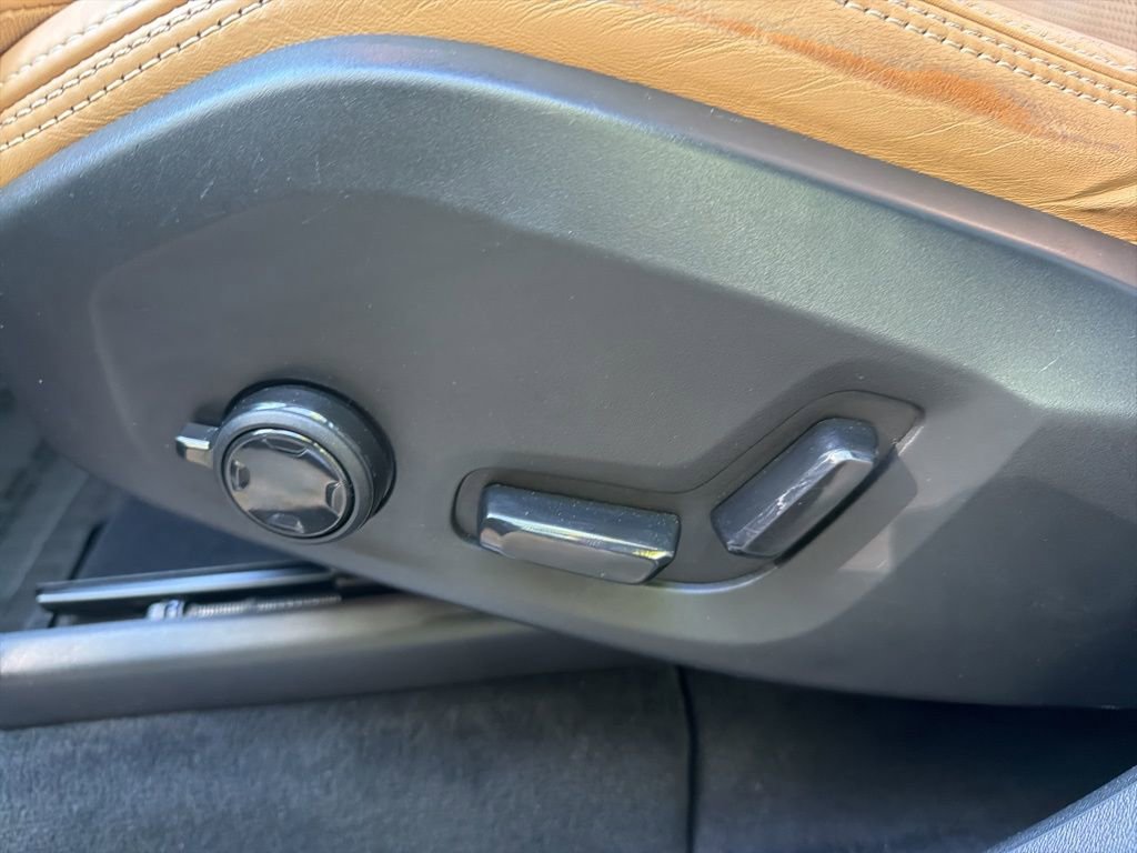 Used 2017 Volvo XC90 T6 Inscription w/ Vision Package image 19