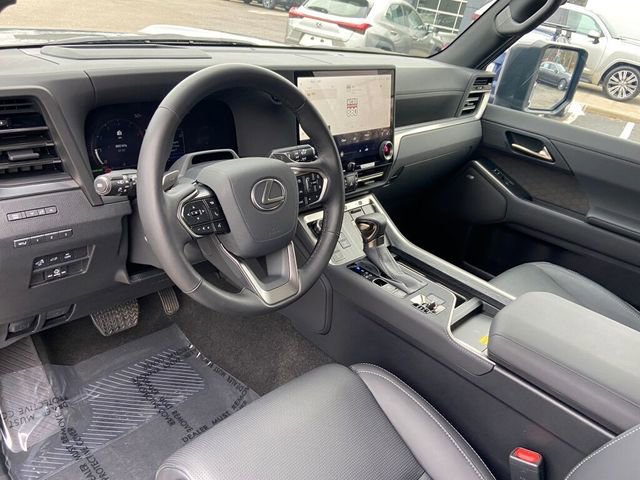 Certified 2025 Lexus GX 550 w/ Accessory Package (Z1) image 22