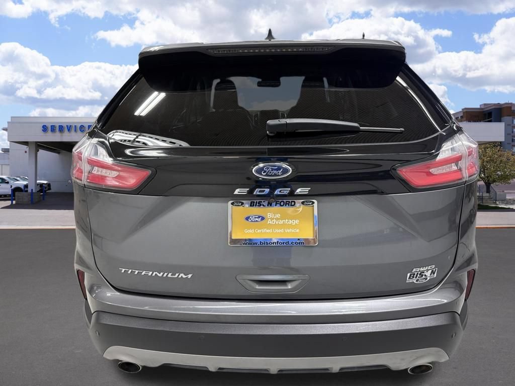 Certified 2022 Ford Edge Titanium AWD/4WD image 4