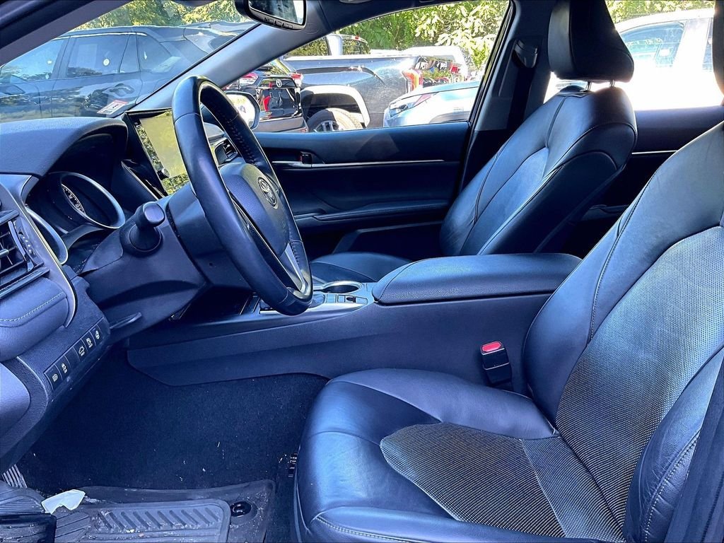 Used 2021 Toyota Camry XLE w/ Carpet Mat Package (TMS) AWD/4WD image 4