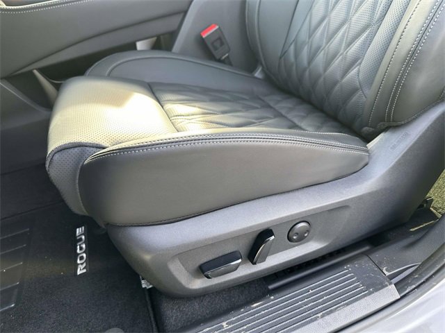 New 2026 Nissan Rogue Platinum w/ Platinum Premium Package image 15