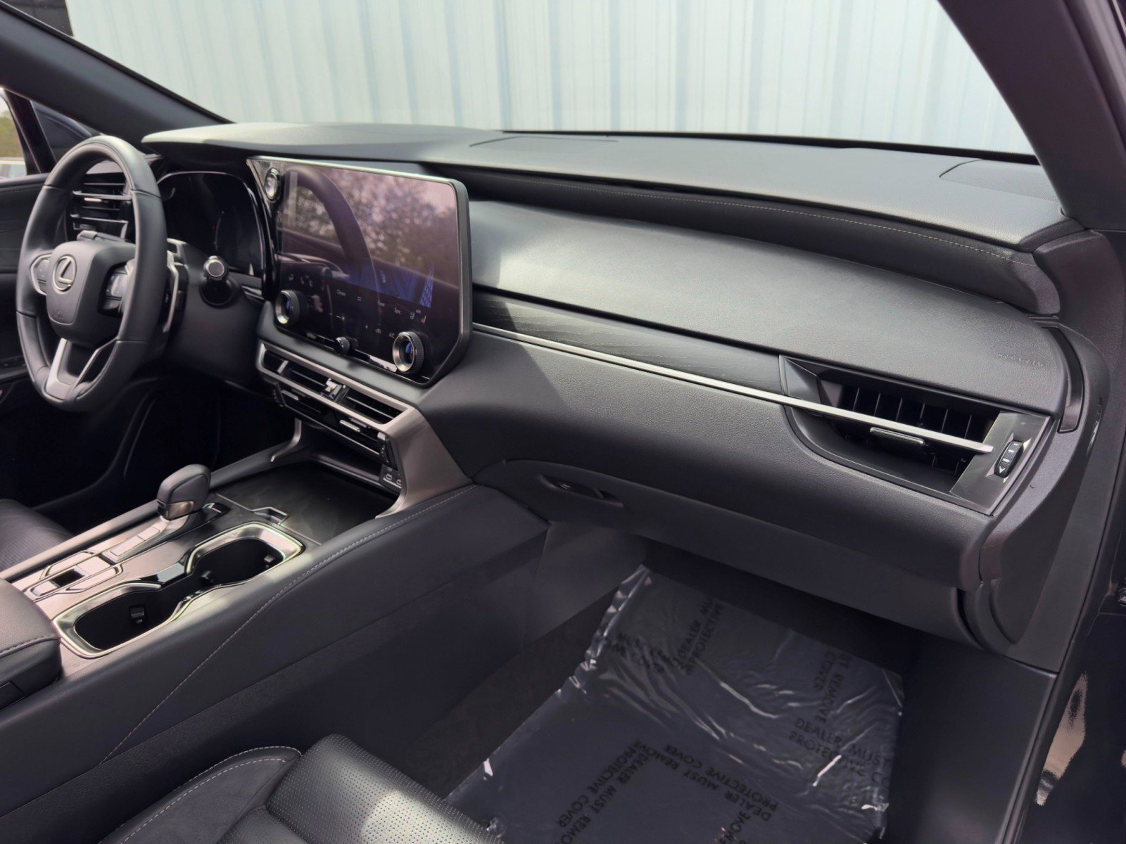 Used 2023 Lexus RX 350 Luxury w/ Cold Area Package image 15