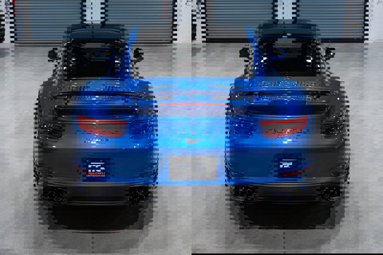 Used 2017 Porsche 911 Turbo S image 5