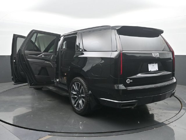 Used 2021 Cadillac Escalade Sport w/ Driver Assist Tech Package AWD/4WD image 57