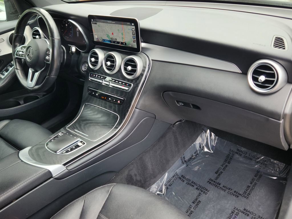 Used 2022 Mercedes-Benz GLC 300 GLC 300 image 14