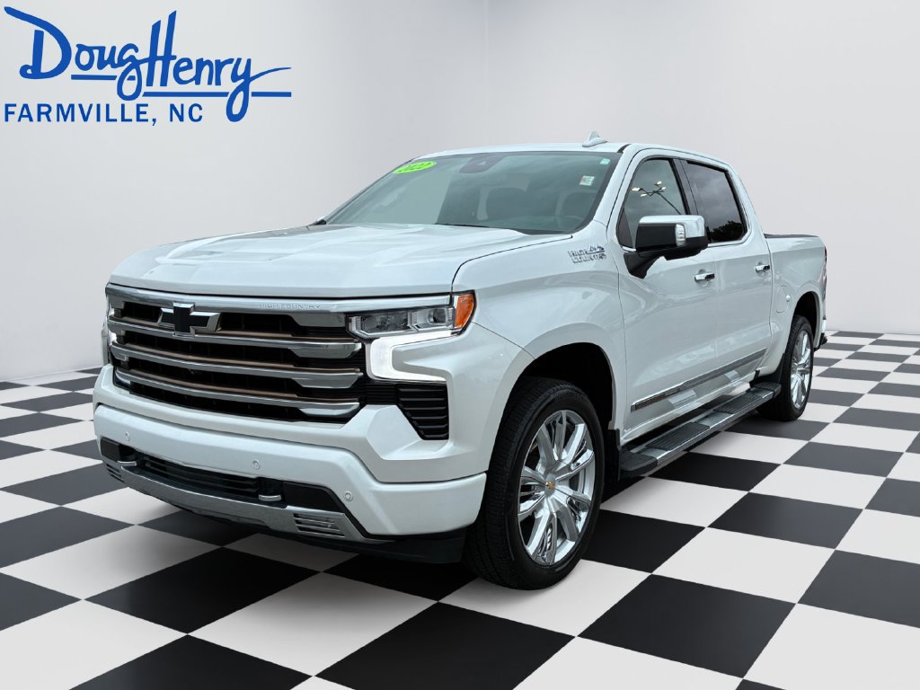 Used 2022 Chevrolet Silverado 1500 High Country w/ High Country Premium Package AWD/4WD image 1