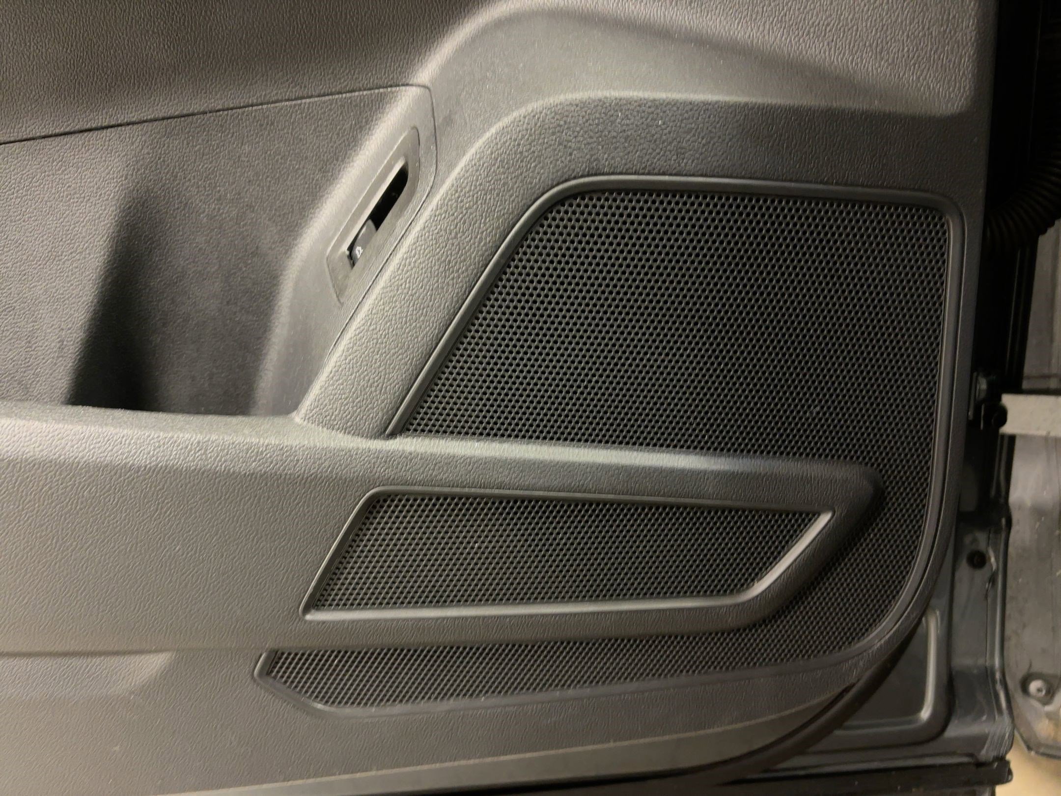 Used 2021 Volkswagen Atlas SE image 22