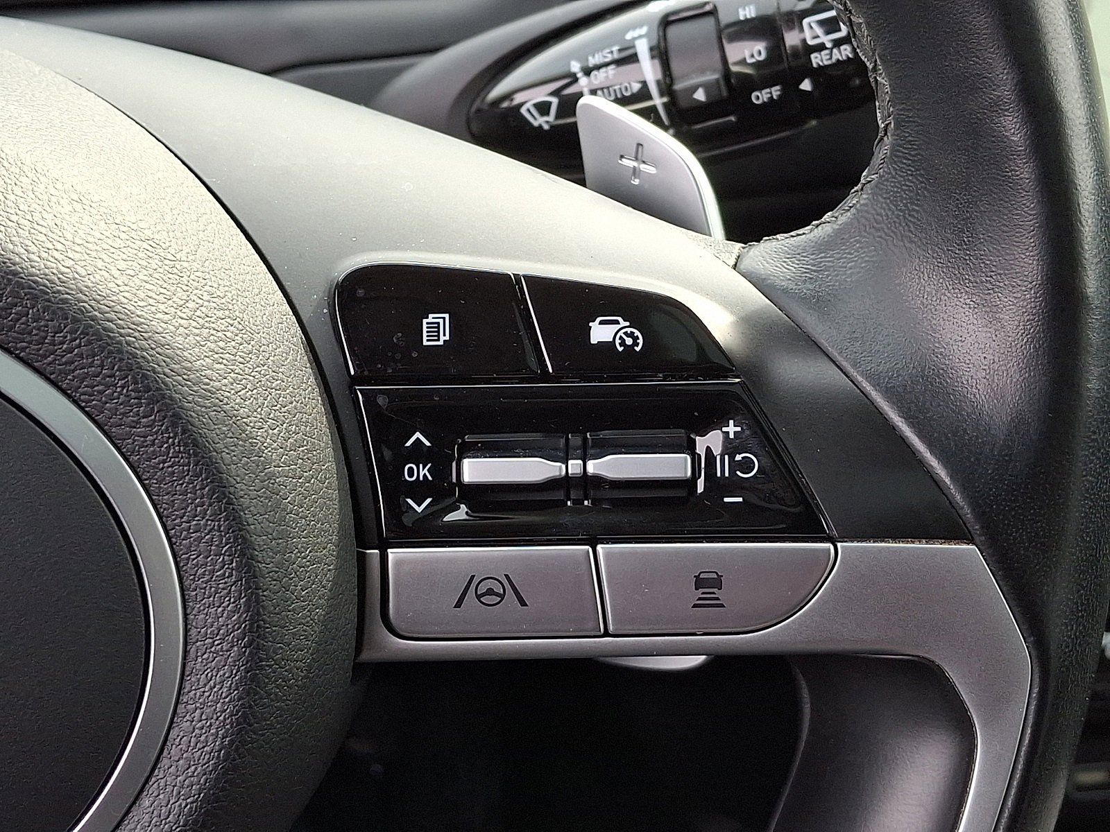 Used 2024 Hyundai Tucson Limited image 23