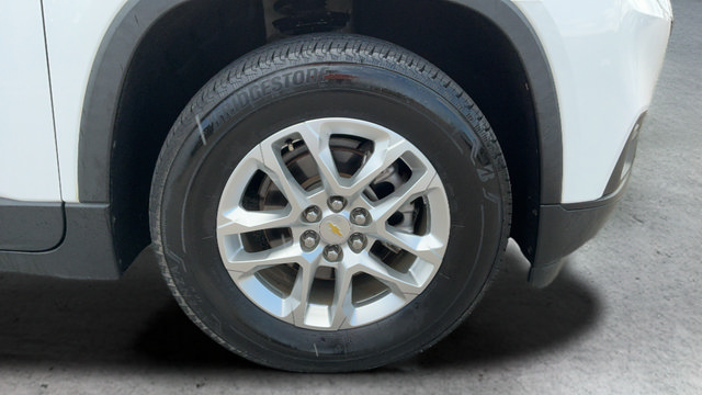 Used 2020 Chevrolet Traverse LS w/ LPO, Blackout Package FWD image 26