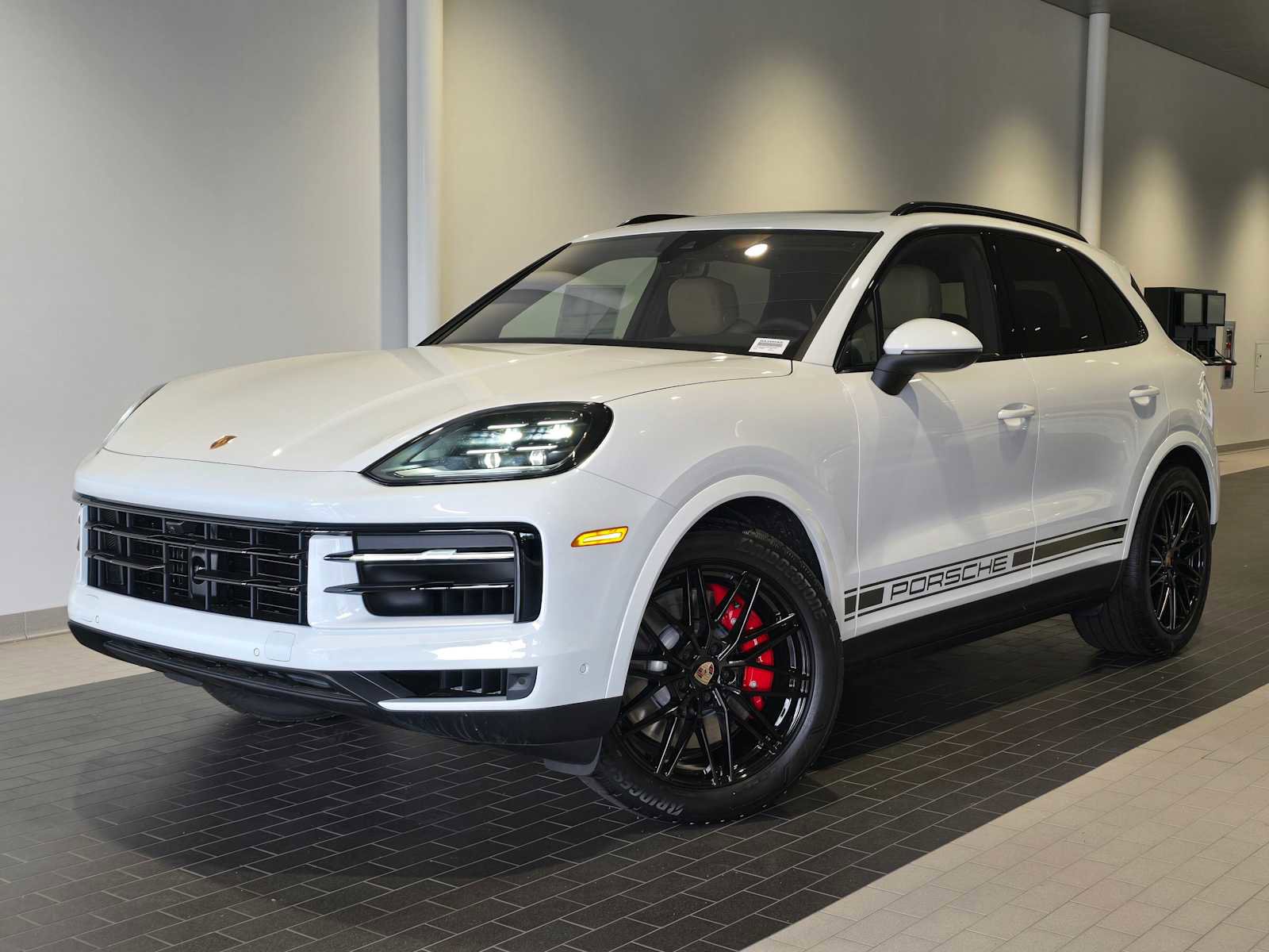New 2025 Porsche Cayenne S
