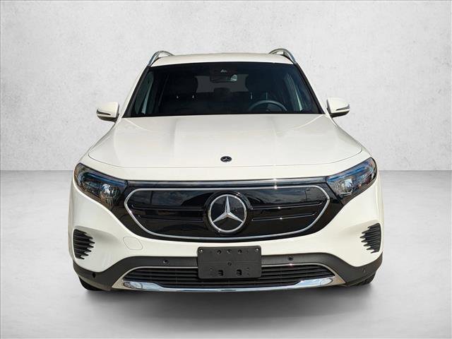 Used 2023 Mercedes-Benz EQB 300 4MATIC image 2