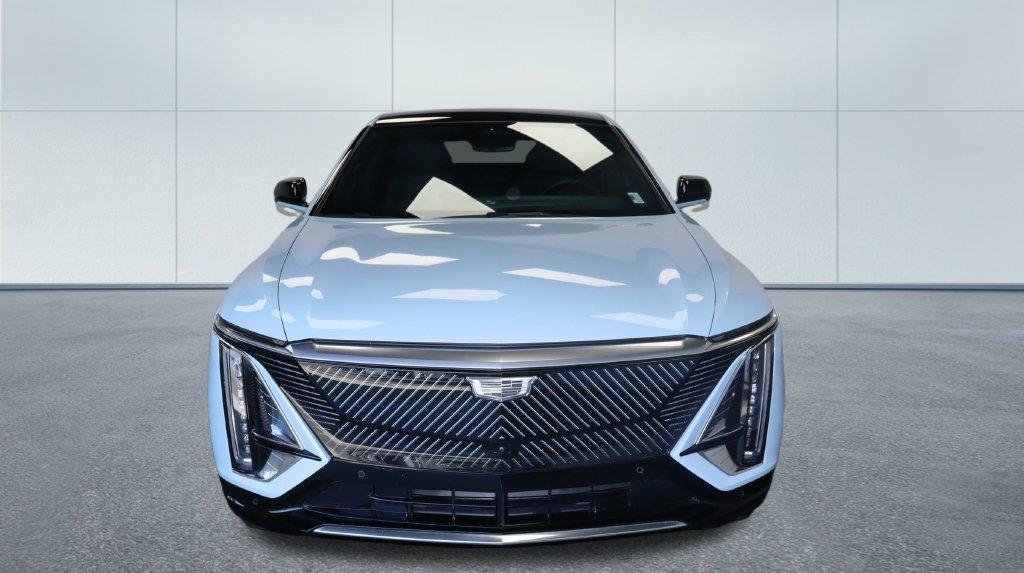 Certified 2024 Cadillac Lyriq Luxury AWD/4WD image 11