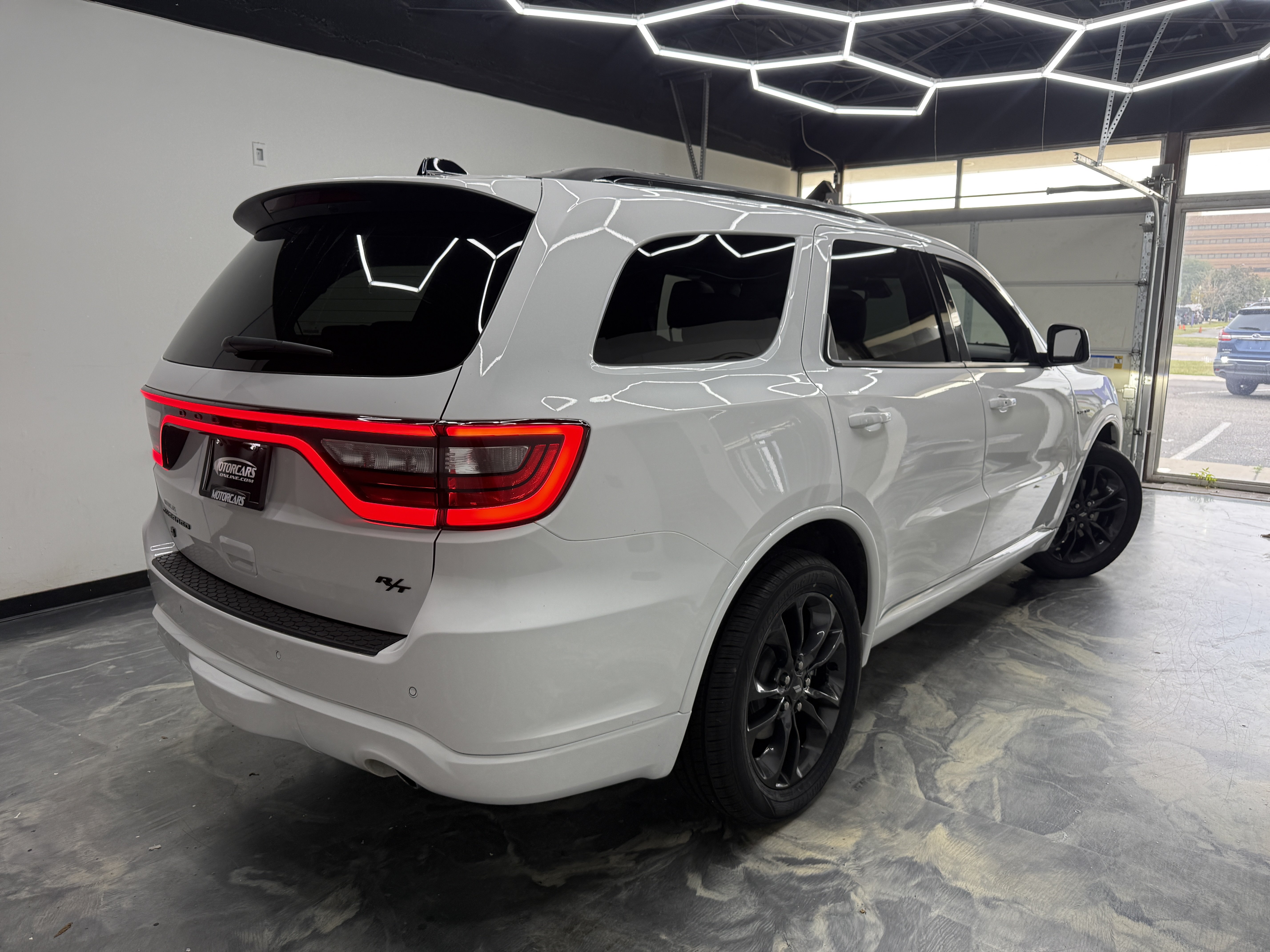 Used 2024 Dodge Durango R/T w/ Blacktop Package AWD/4WD image 5