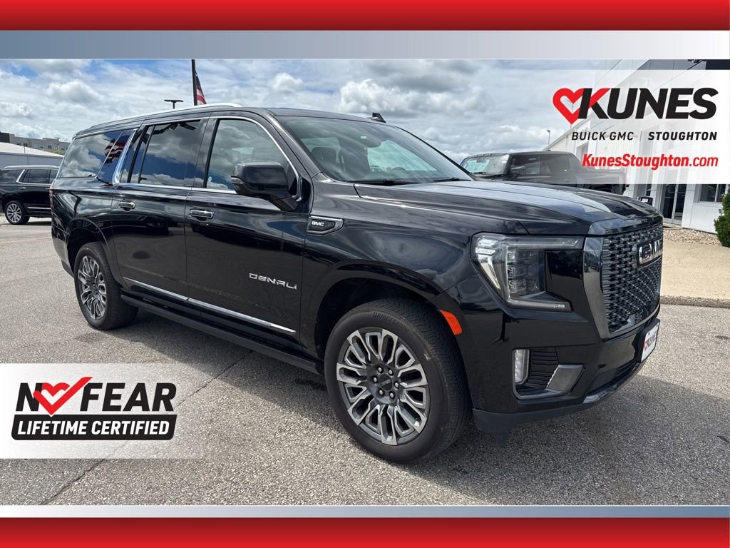 Used 2023 GMC Yukon XL Denali Ultimate image 4