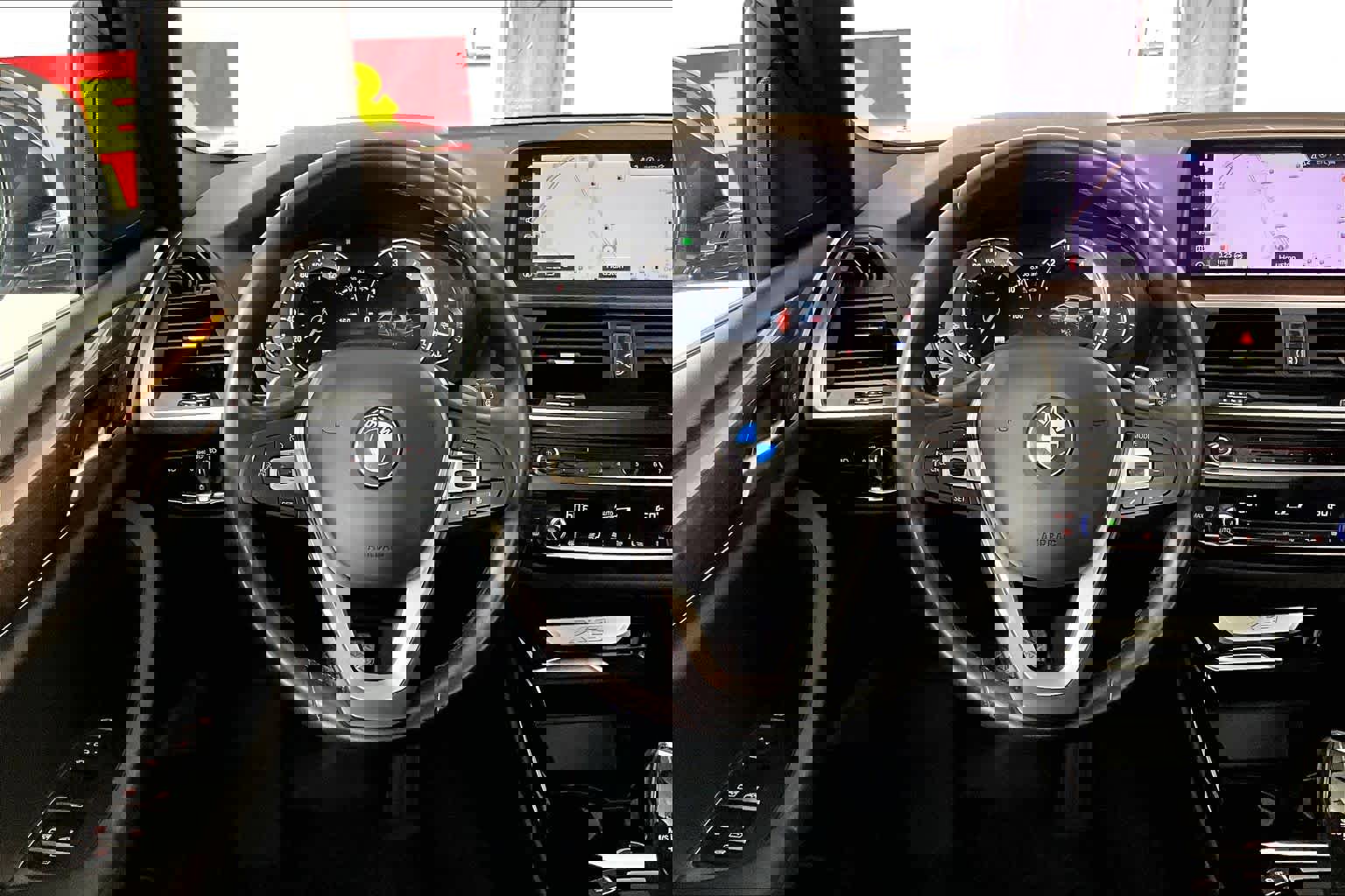 Used 2019 BMW X3 sDrive30i w/ Driving Assistance Package image 5