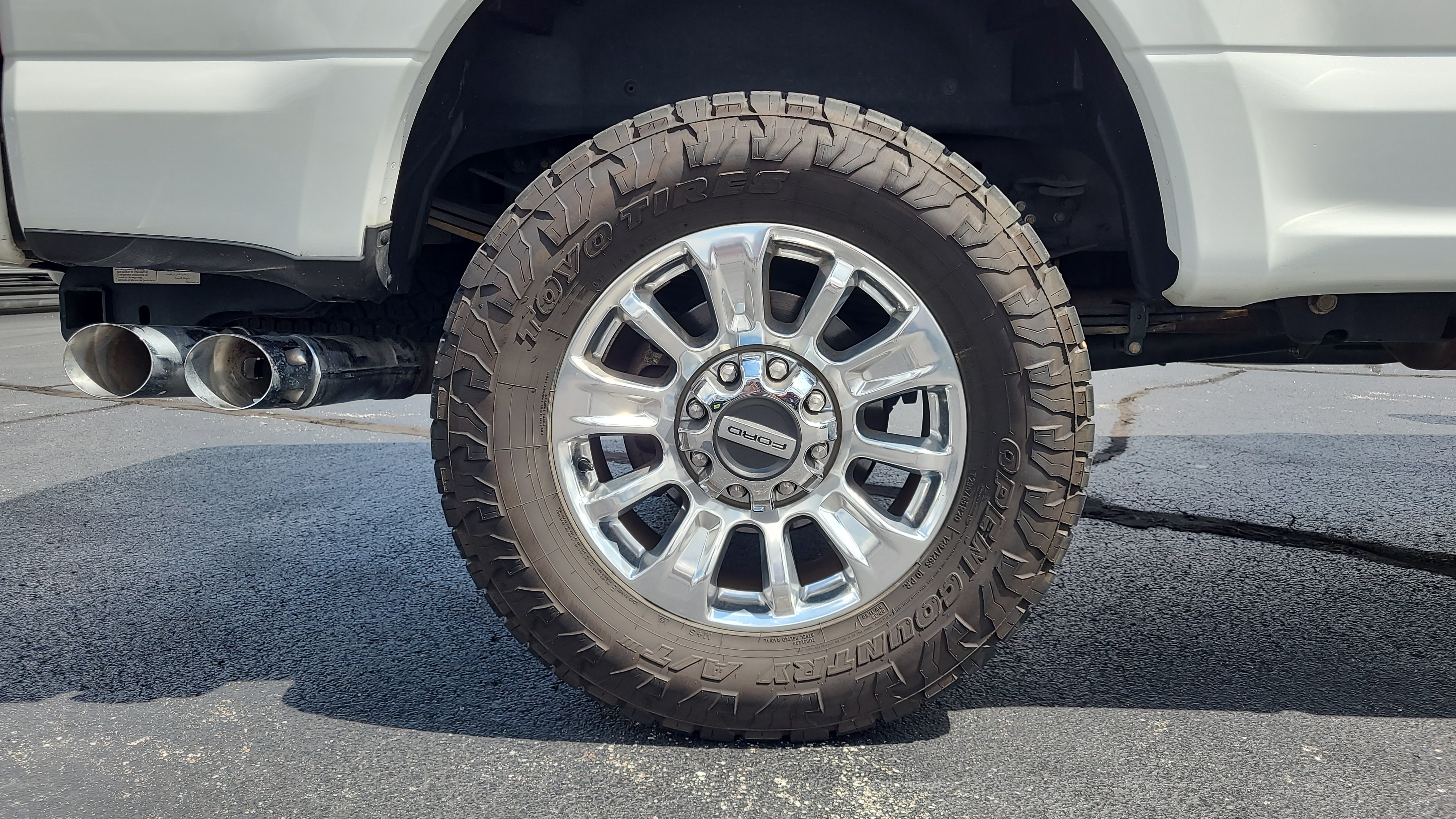 Certified 2021 Ford F350 Limited AWD/4WD image 11
