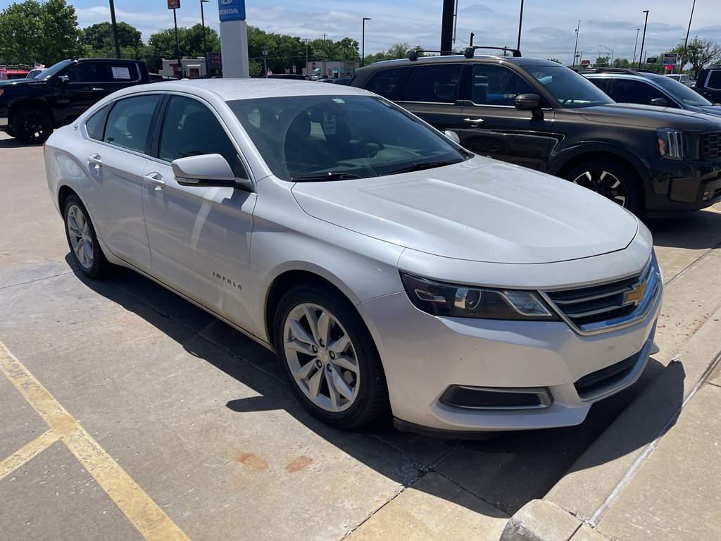 Used 2016 Chevrolet Impala LT w/ Convenience Package FWD image 1