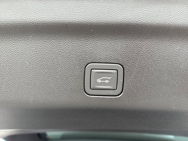 New 2026 Chevrolet Tahoe High Country w/ Sun And Tow Package image 39