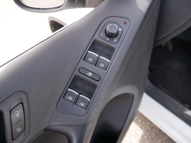 Used 2017 Volkswagen Tiguan Wolfsburg Edition image 16