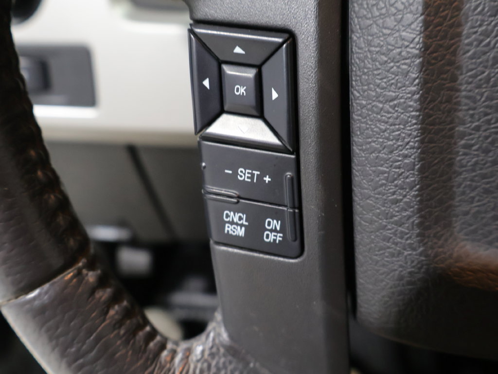 Used 2014 Ford F150 Lariat w/ Equipment Group 502A Luxury AWD/4WD image 32