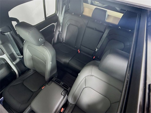New 2026 Land Rover Defender 110 X-Dynamic SE image 14
