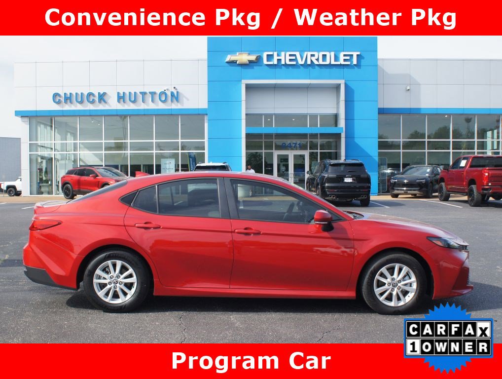 Used 2025 Toyota Camry LE w/ Convenience Package FWD image 1