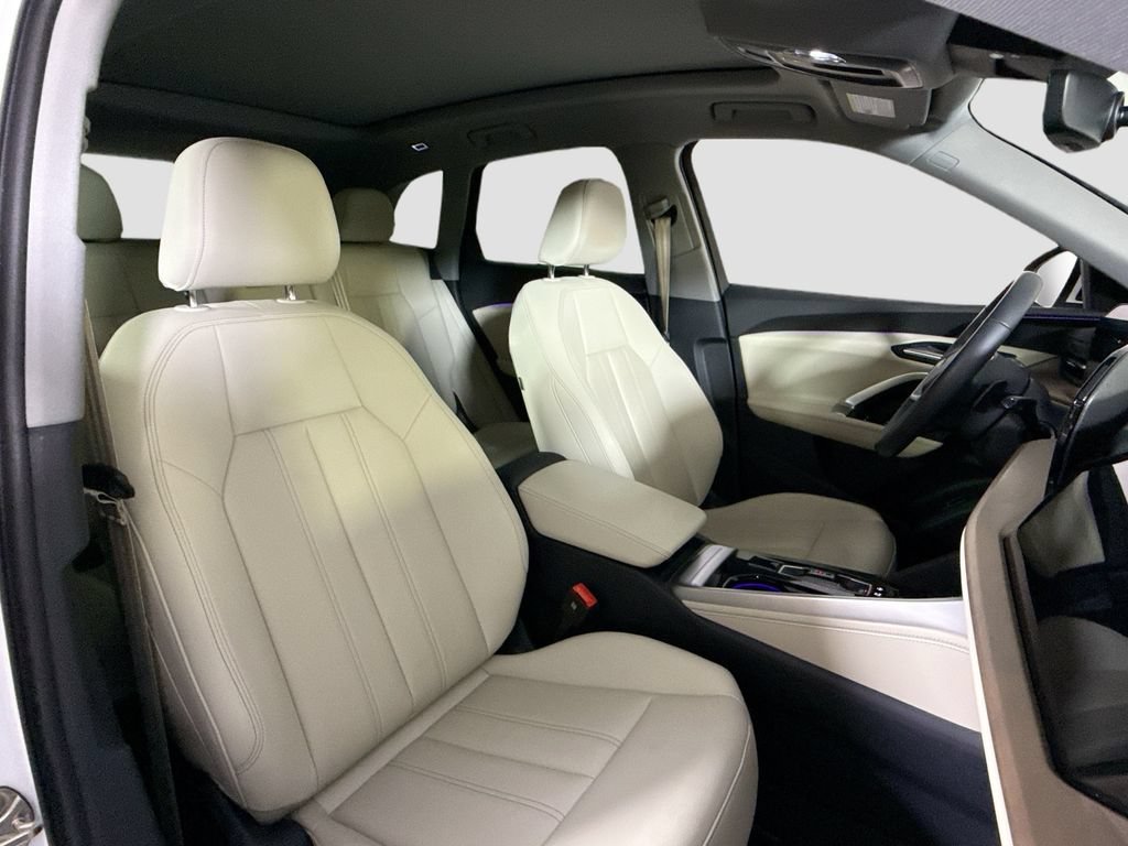 Used 2025 Audi Q5 Premium w/ Convenience Package AWD/4WD image 19