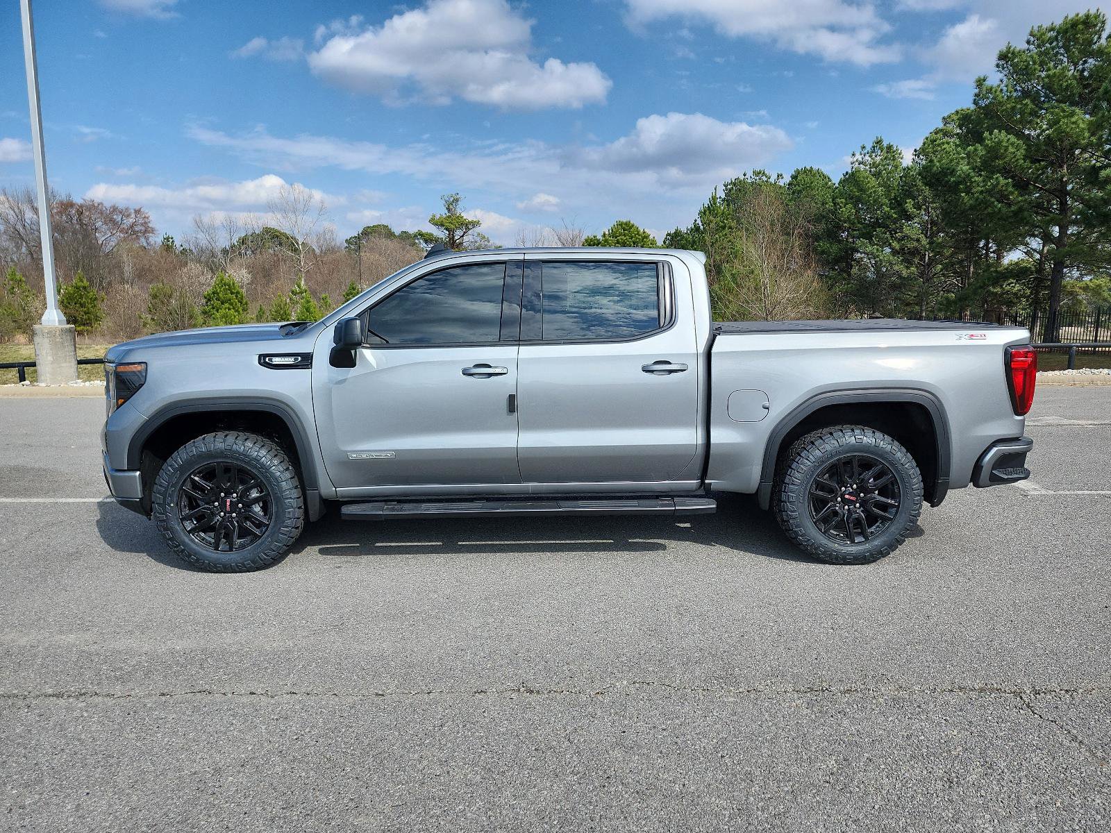 New 2026 GMC Sierra 1500 Elevation AWD/4WD image 2