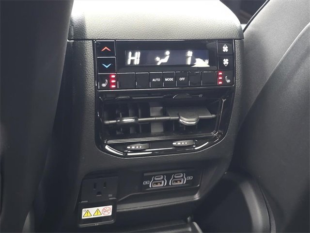 New 2025 Jeep Grand Cherokee L Limited image 7